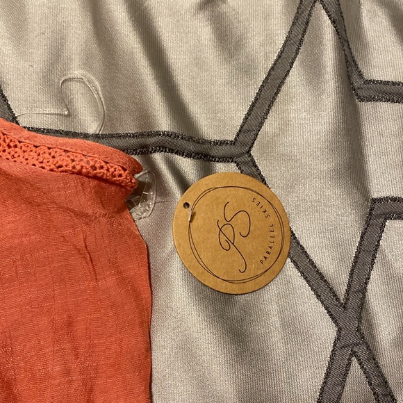 crochet detail blouse - Picture 3 of 8